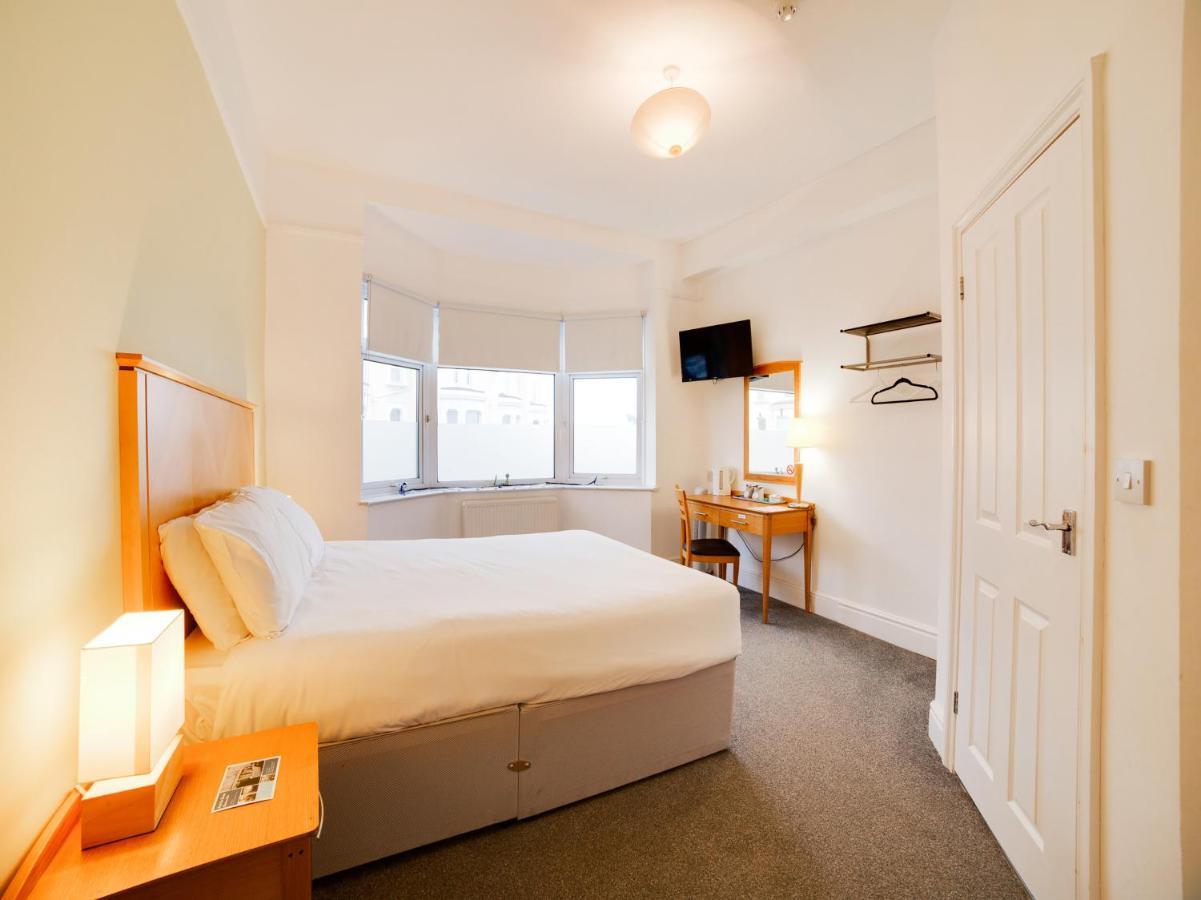 Hotel Sea Breeze Clacton-on-Sea Eksteriør billede